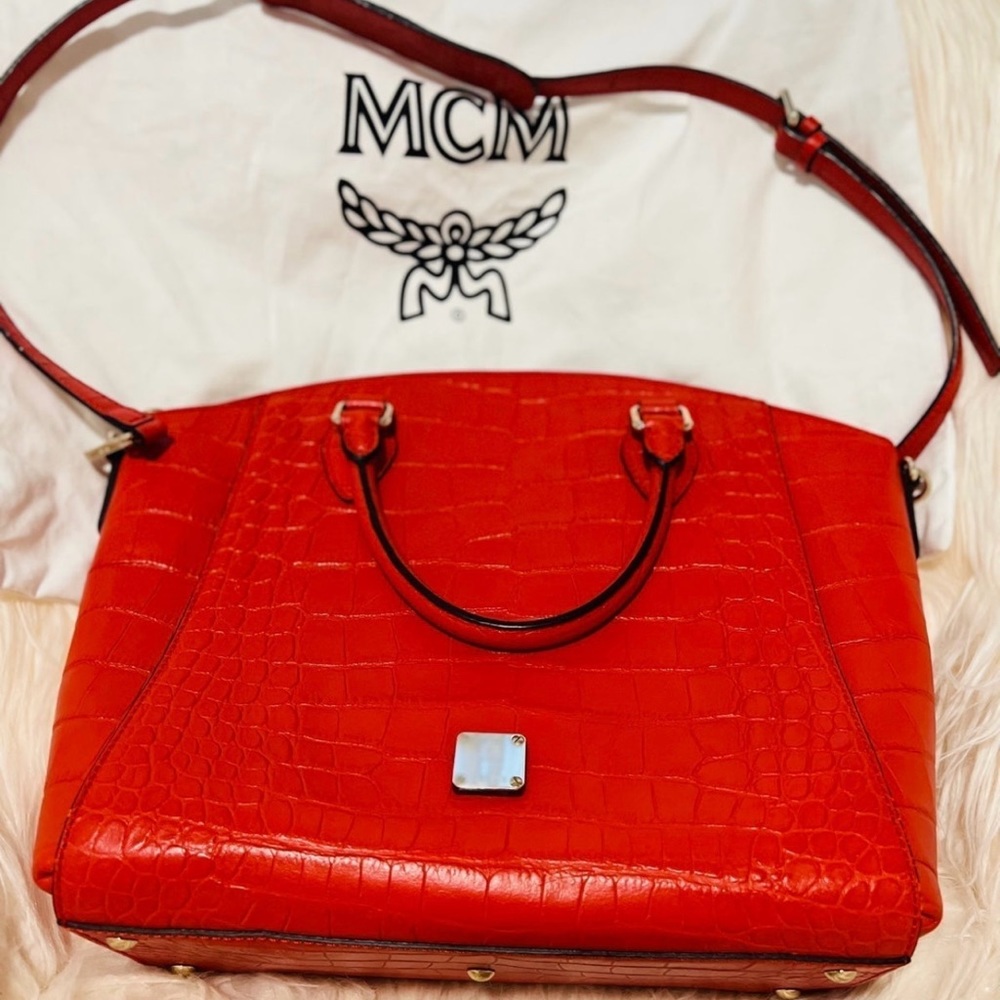 Preloved MCM bag